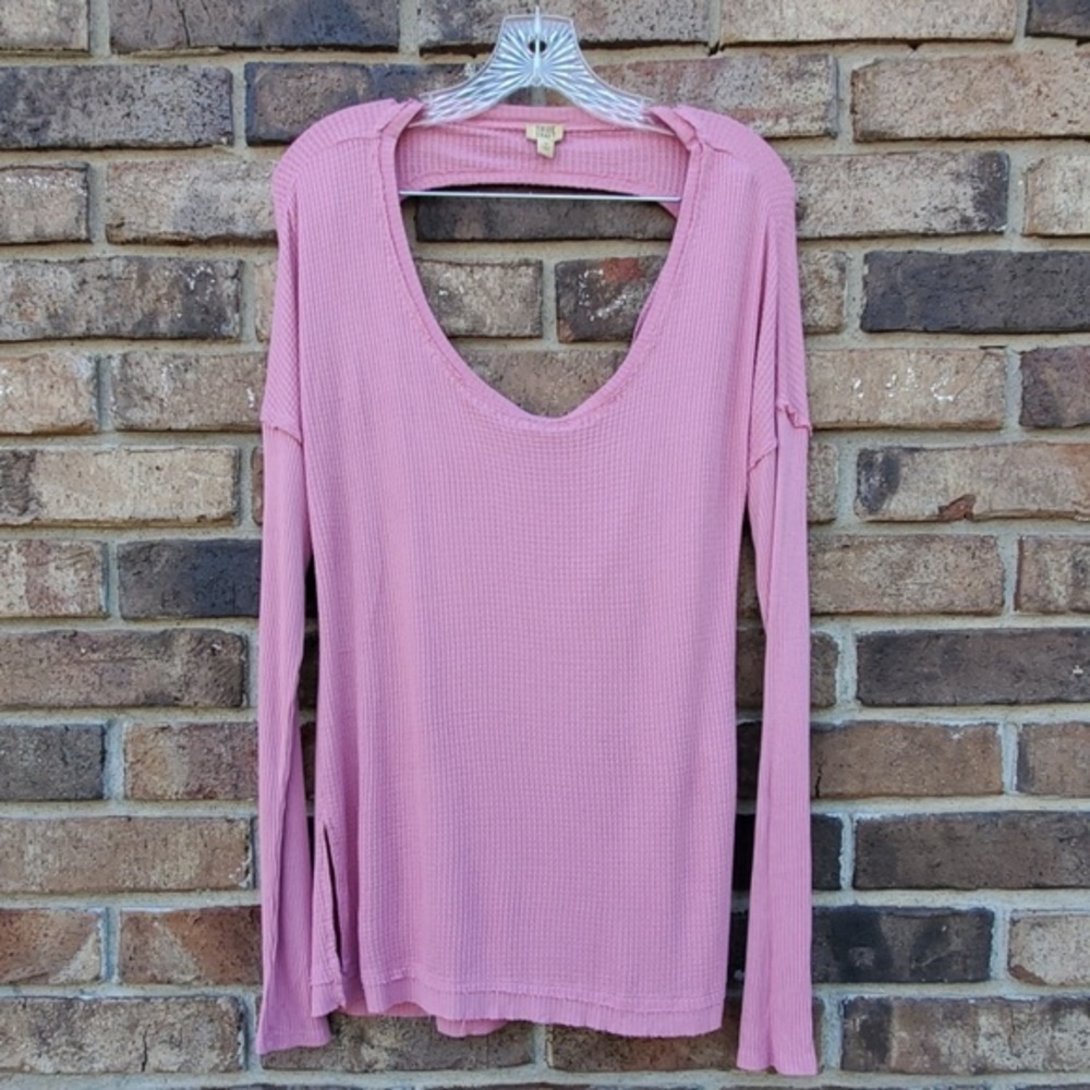 True Craft Open Back Long-Sleeve